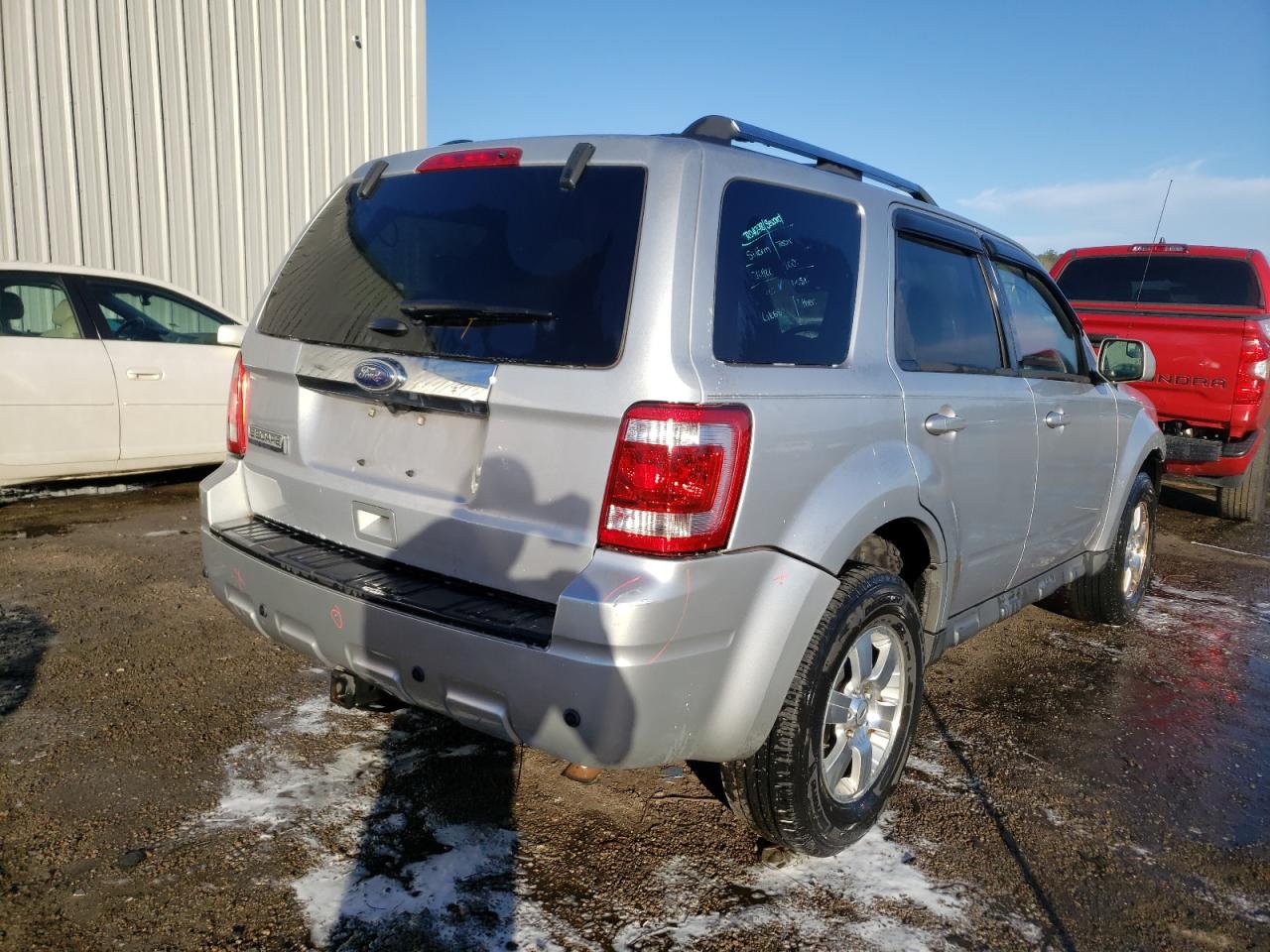 Photo 4 from auction – 2012 FORD ESCAPE LIM with VIN 1FMCU0E78CKB17305
