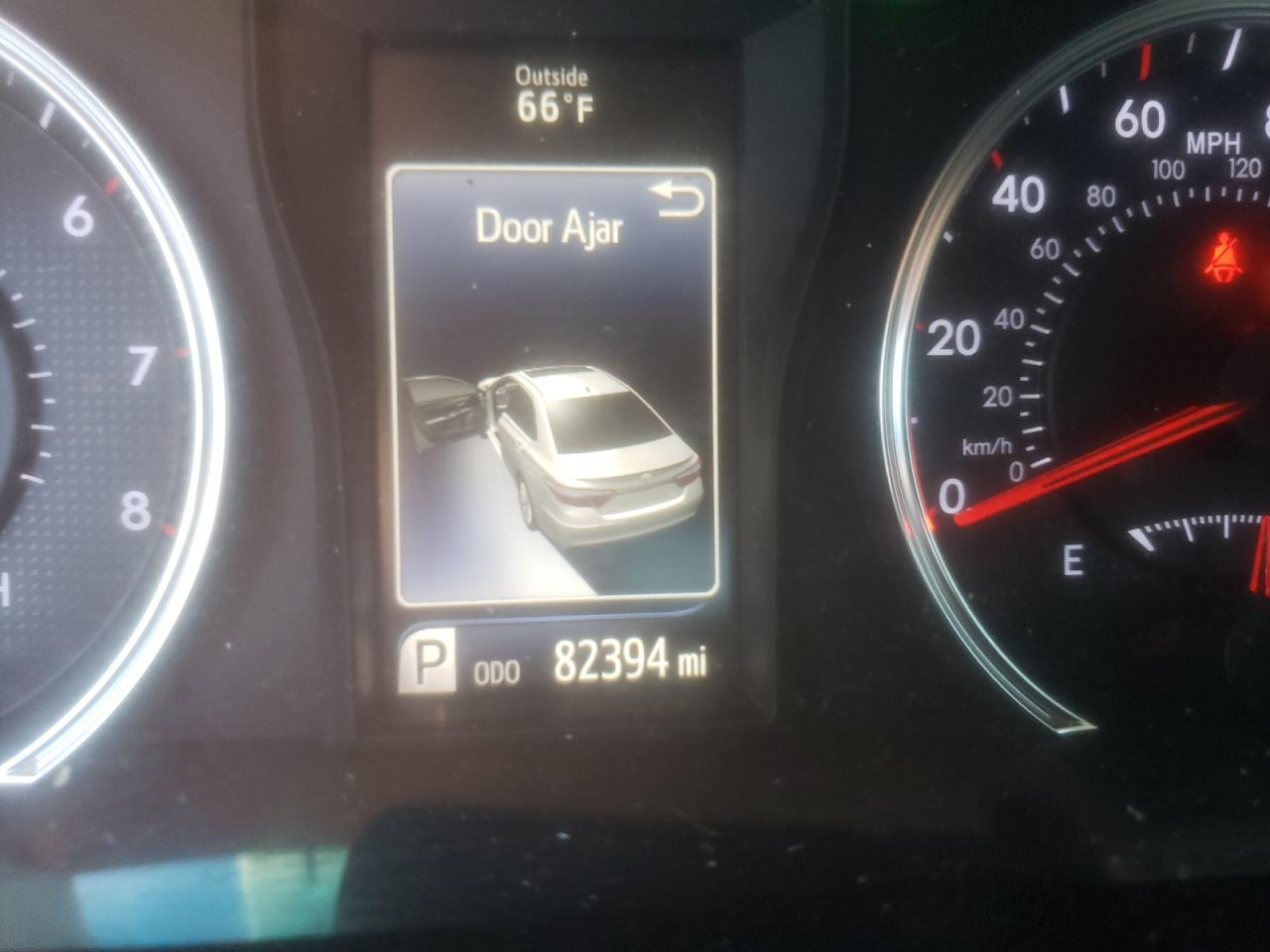 Photo 8 from auction – 2017 TOYOTA CAMRY with VIN 4T1BF1FK7HU620365