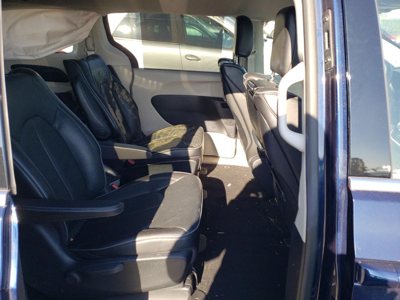 Photo 6 from auction – 2020 CHRYSLER PACIFICA H with VIN 2C4RC1N77LR135285