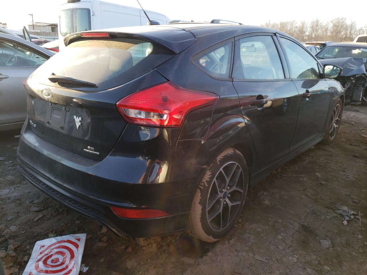 Photo 4 from auction – 2015 FORD FOCUS SE with VIN 1FADP3K21FL286743