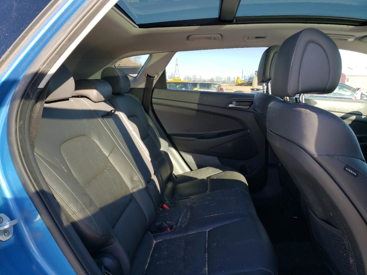 Photo 6 from auction – 2016 HYUNDAI TUCSON LIM with VIN KM8J3CA47GU226081