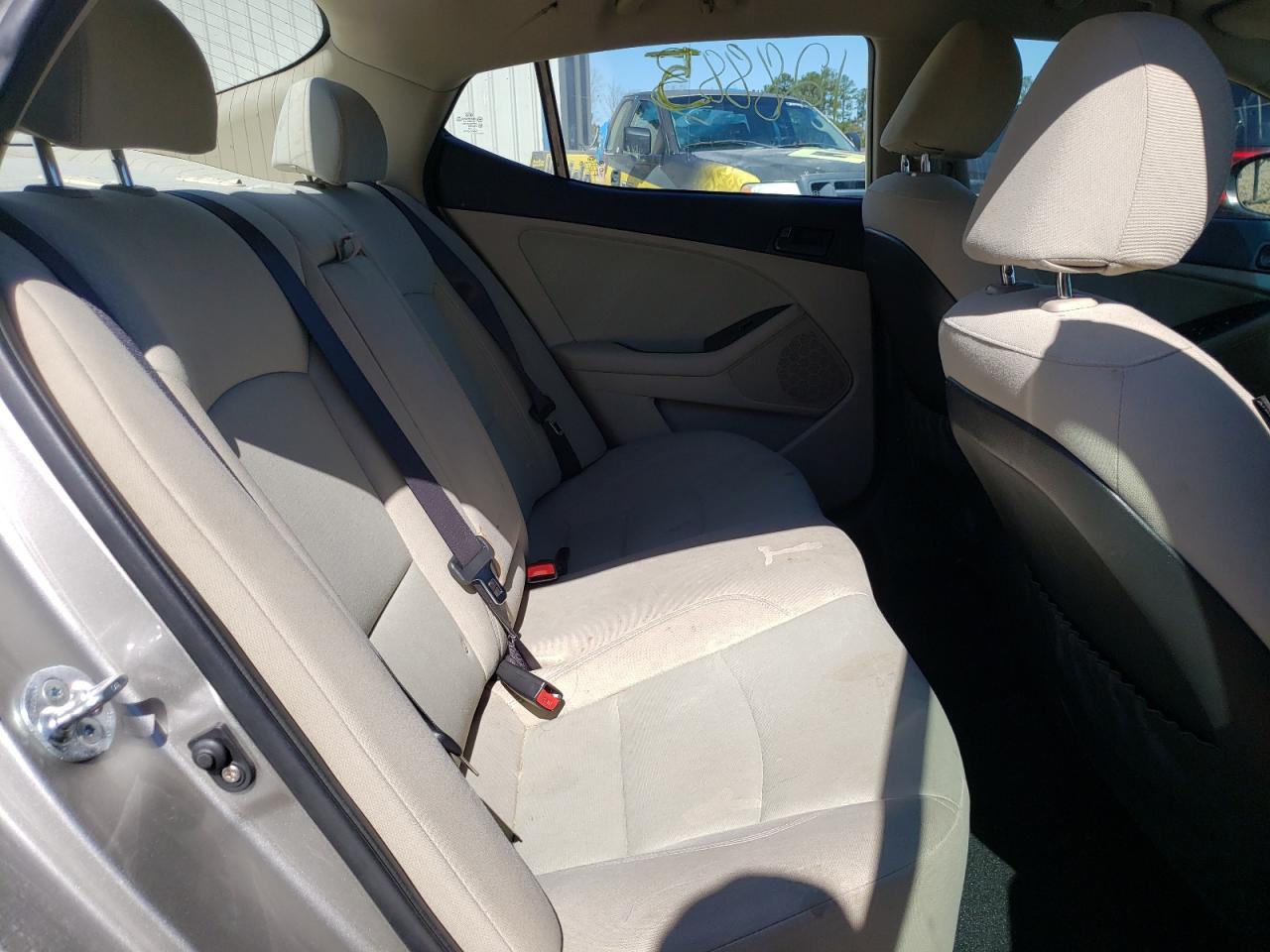 Photo 6 from auction – 2014 KIA OPTIMA LX with VIN KNAGM4A7XE5479380