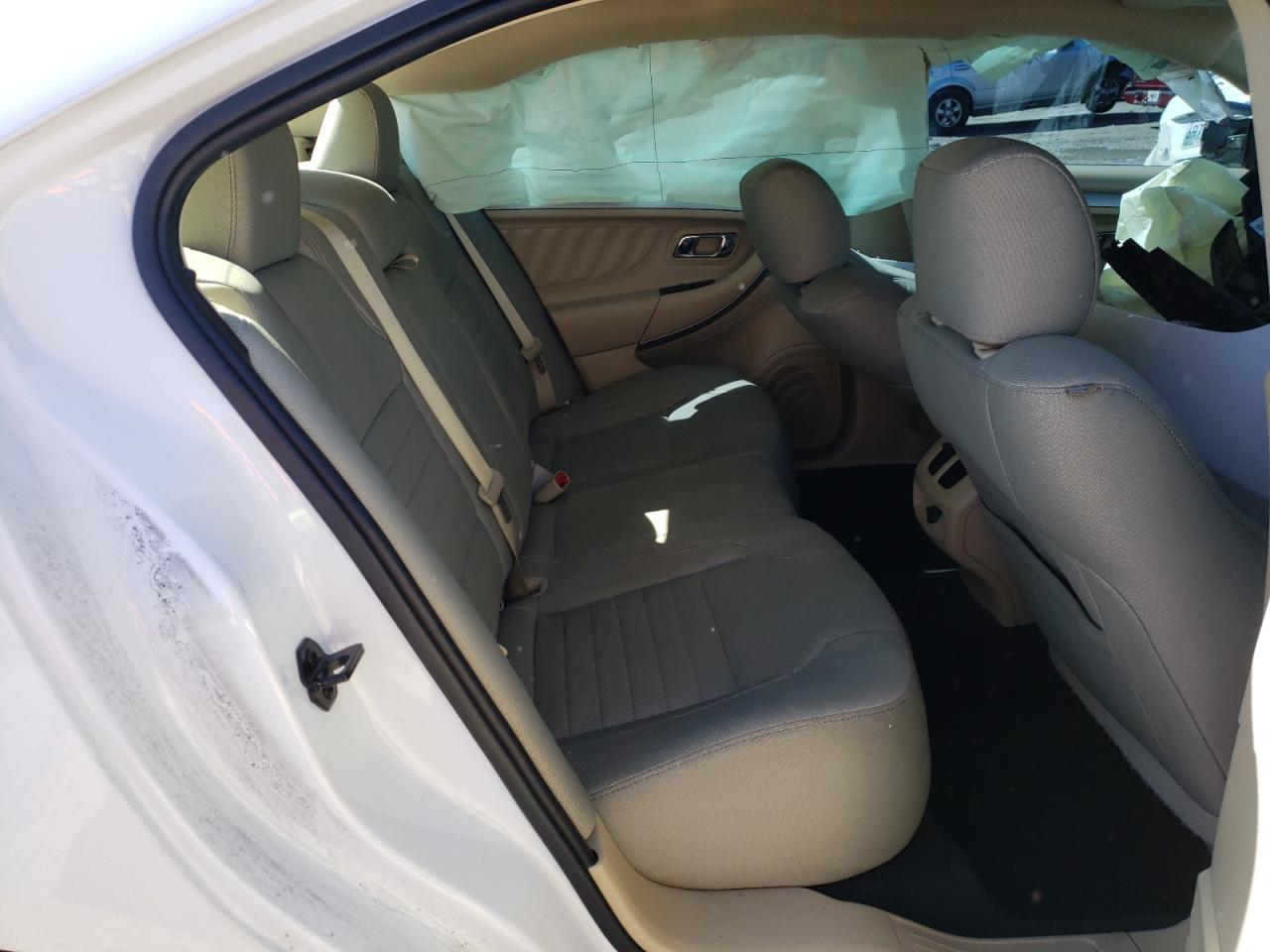 Photo 6 from auction – 2019 FORD TAURUS SE with VIN 1FAHP2D82KG105584