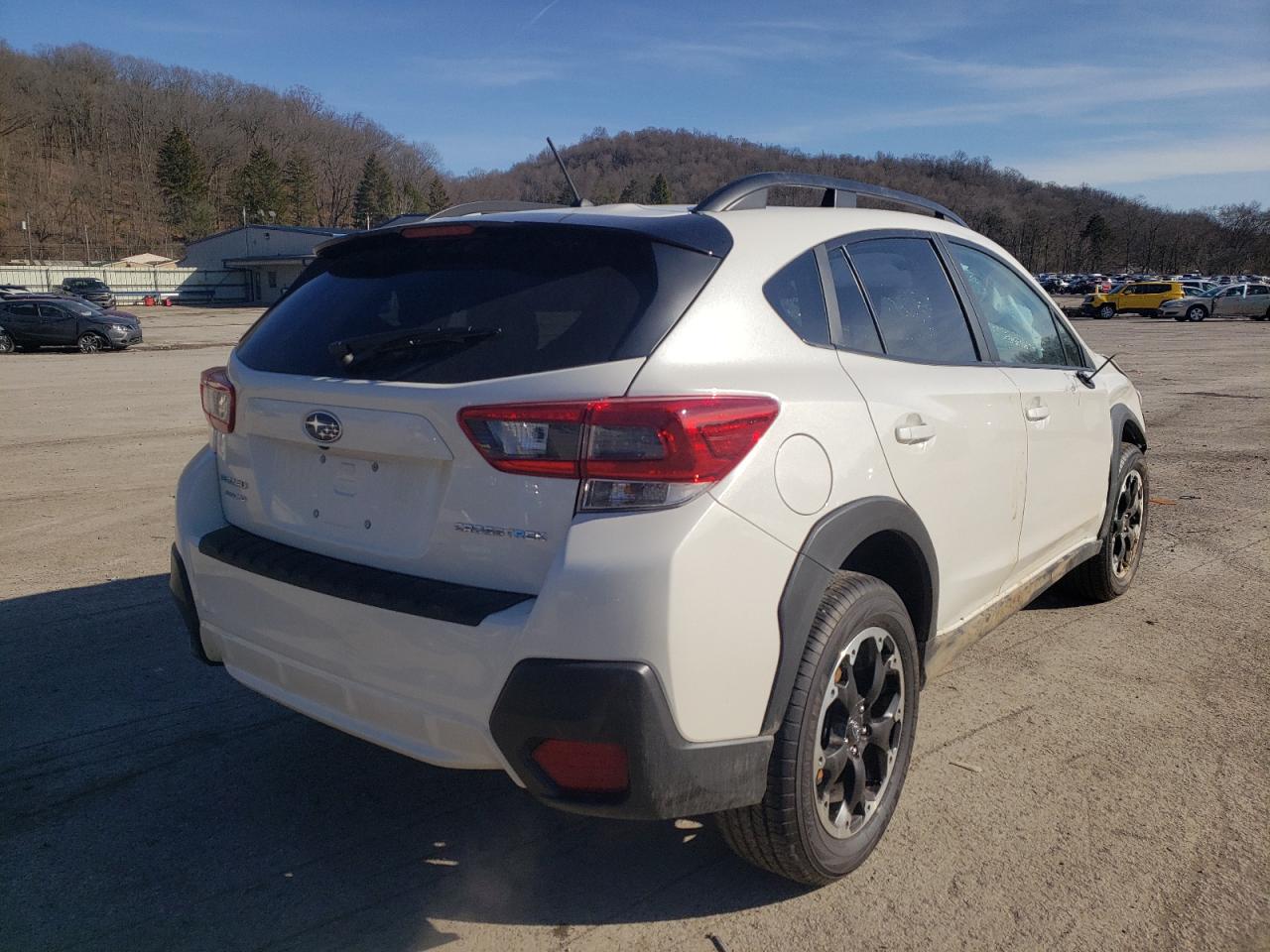 Фото 4 с аукциона – 2021 SUBARU CROSSTREK с VIN JF2GTABC3M8298068