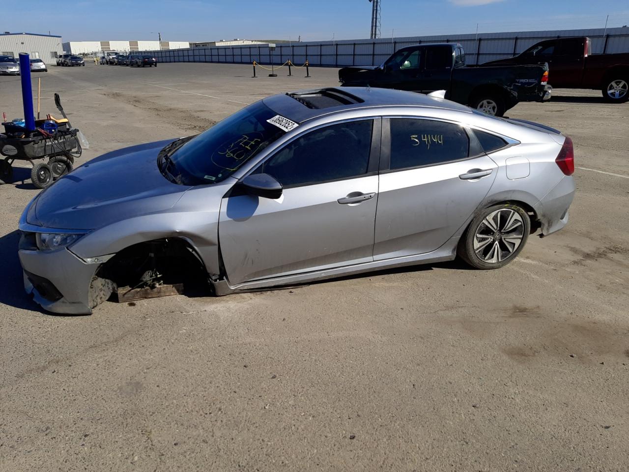 Photo 9 from auction – 2018 HONDA CIVIC EX with VIN JHMFC1F33JX016094