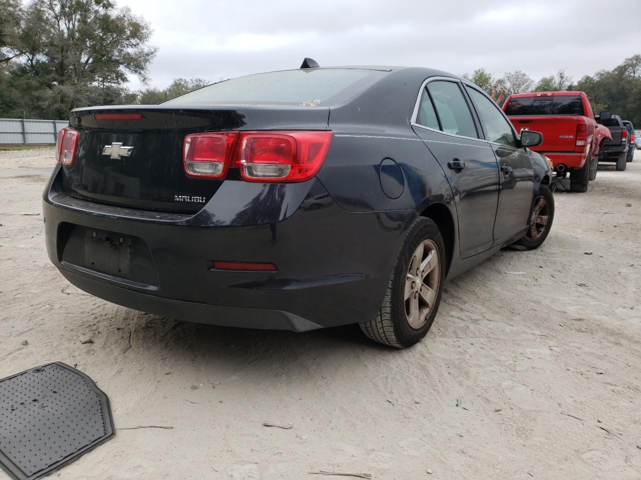Photo 4 from auction – 2013 CHEVROLET MALIBU LS with VIN 1G11B5SA3DF230144