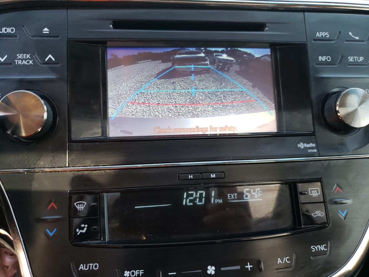 Photo 9 from auction – 2014 TOYOTA AVALON HYB with VIN 4T1BD1EB5EU034024