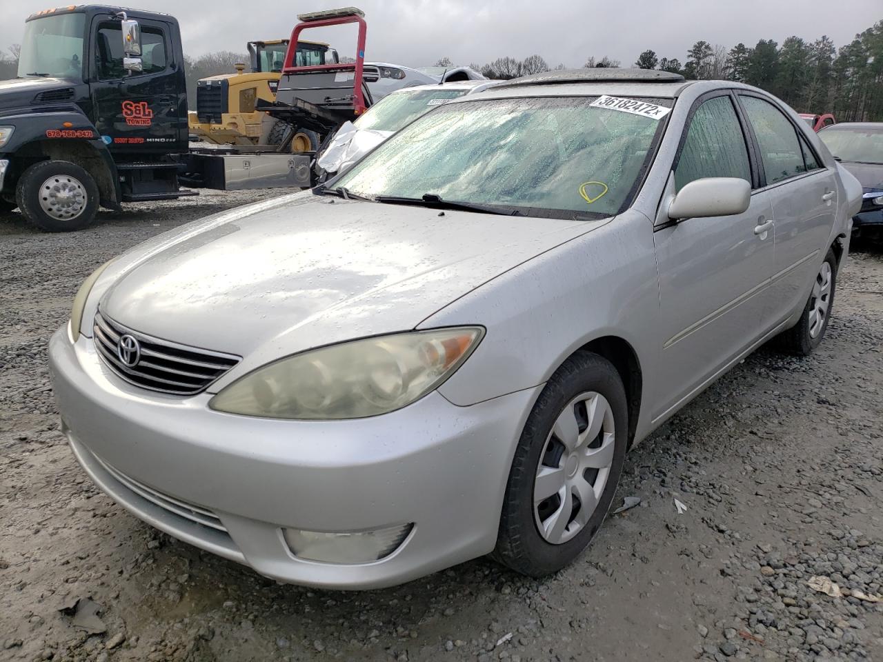Photo 2 from auction – 2005 TOYOTA CAMRY LE with VIN 4T1BE32K45U061633