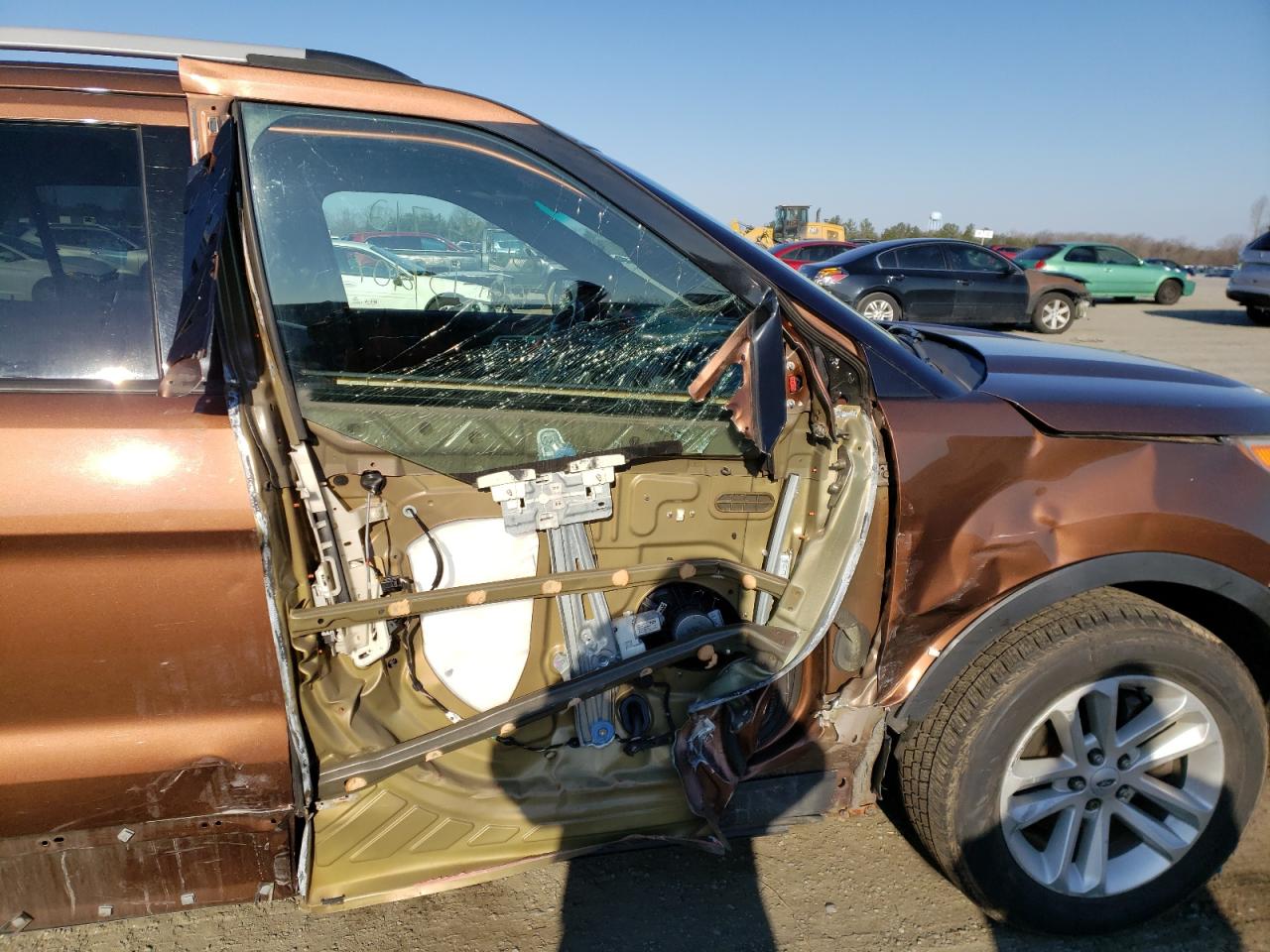 Photo 9 from auction – 2012 FORD EXPLORER X with VIN 1FMHK8D84CGA15152