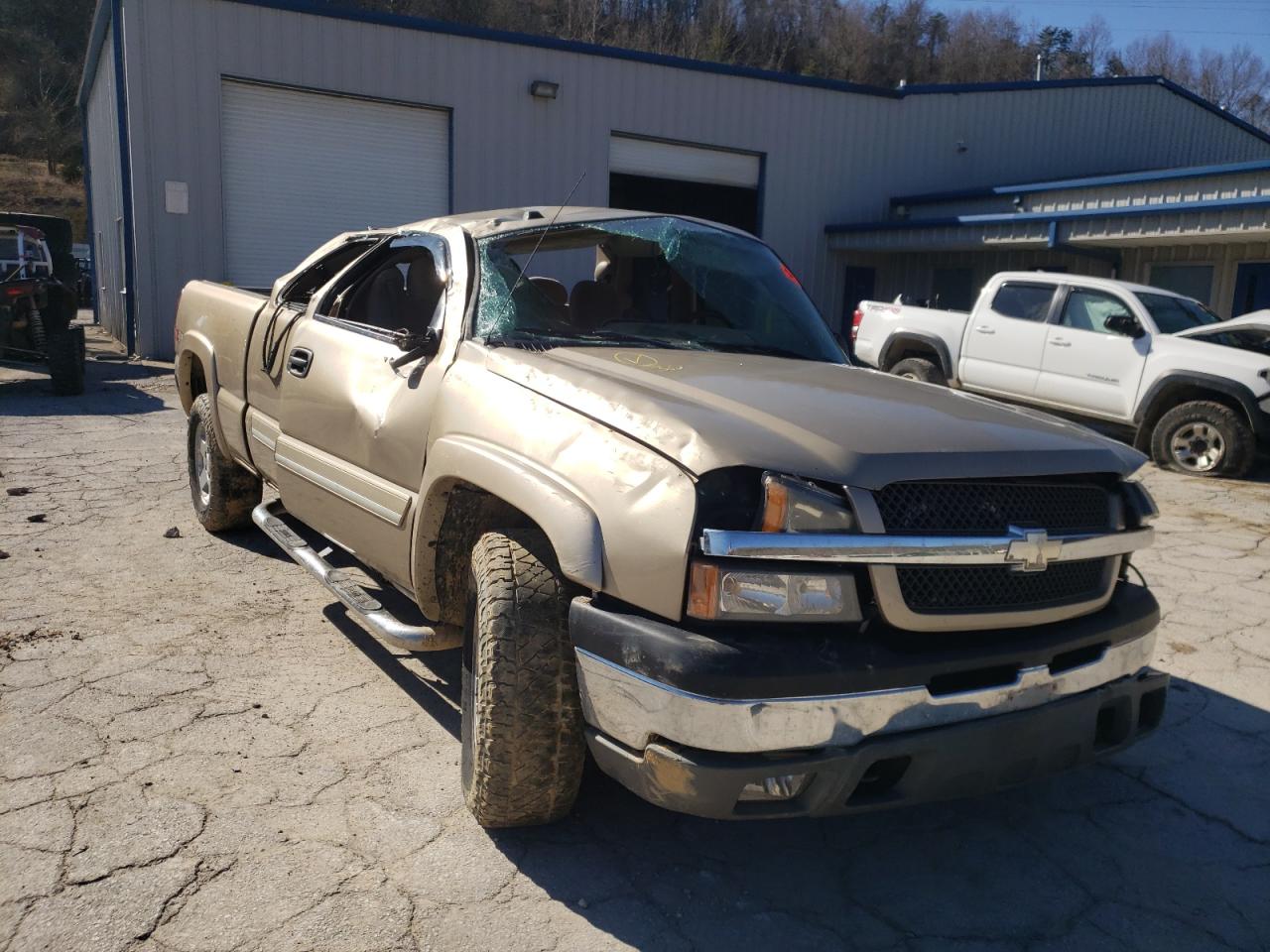 Photo 1 from auction – 2005 CHEVROLET SILVERADO with VIN 1GCEK19BX5Z265411
