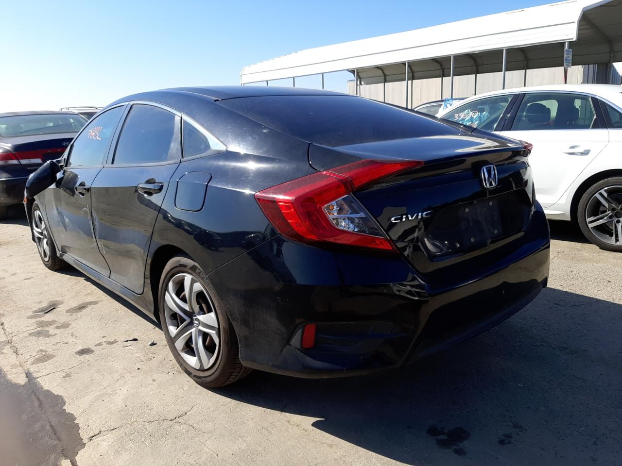 Photo 3 from auction – 2016 HONDA CIVIC LX with VIN 19XFC2F5XGE247494
