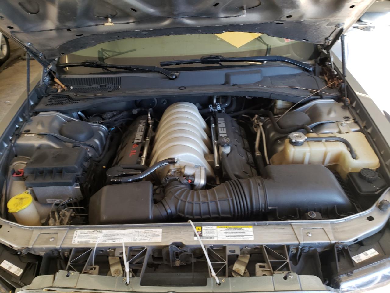 Photo 7 from auction – 2006 CHRYSLER 300C SRT-8 with VIN 2C3KA73W06H518410