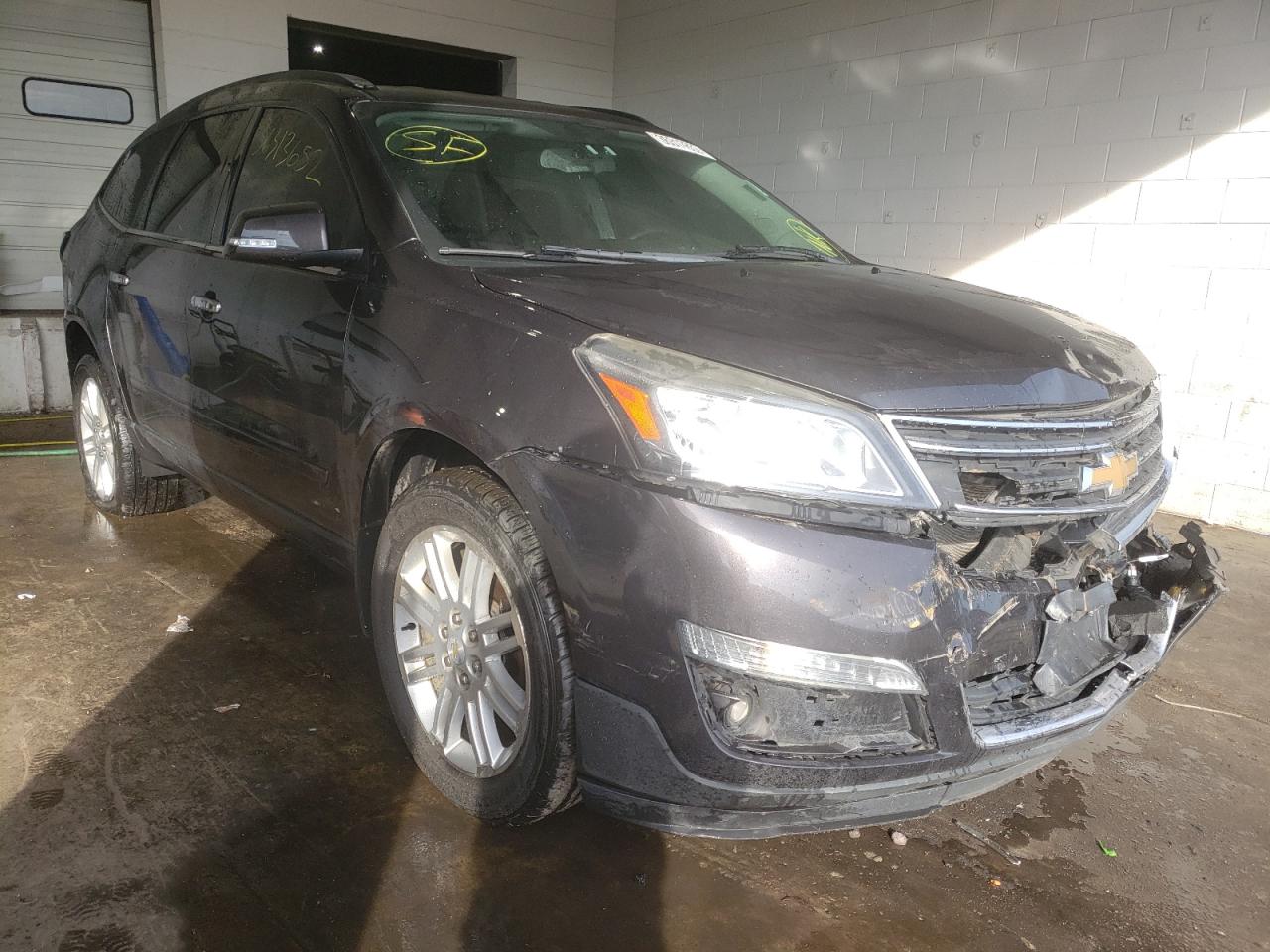 Photo 1 from auction – 2015 CHEVROLET TRAVERSE L with VIN 1GNKRGKD8FJ270224