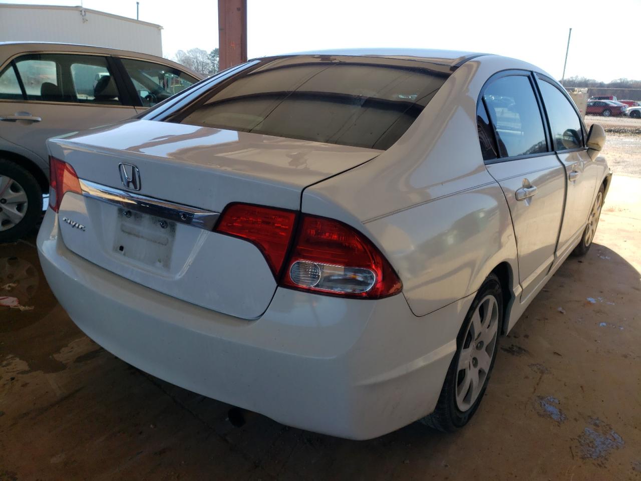 Photo 4 from auction – 2011 HONDA CIVIC LX with VIN 19XFA1F57BE032826