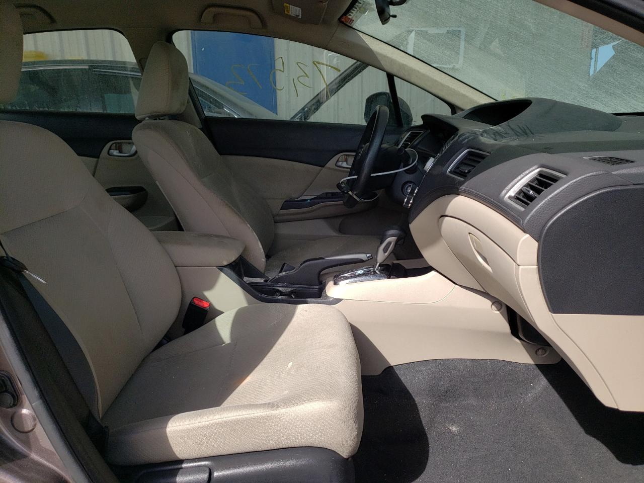 Photo 5 from auction – 2013 HONDA CIVIC LX with VIN 2HGFB2F5XDH603205