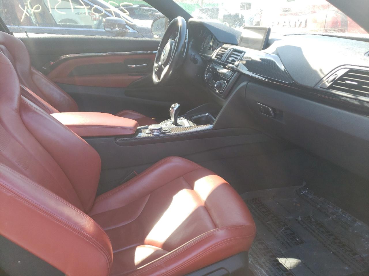 Photo 5 from auction – 2015 BMW M4 with VIN WBS3R9C53FK335418