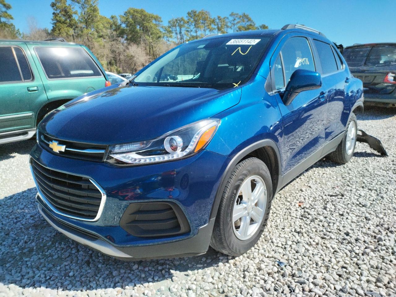 Photo 2 from auction – 2019 CHEVROLET TRAX 1LT with VIN 3GNCJLSB4KL314581
