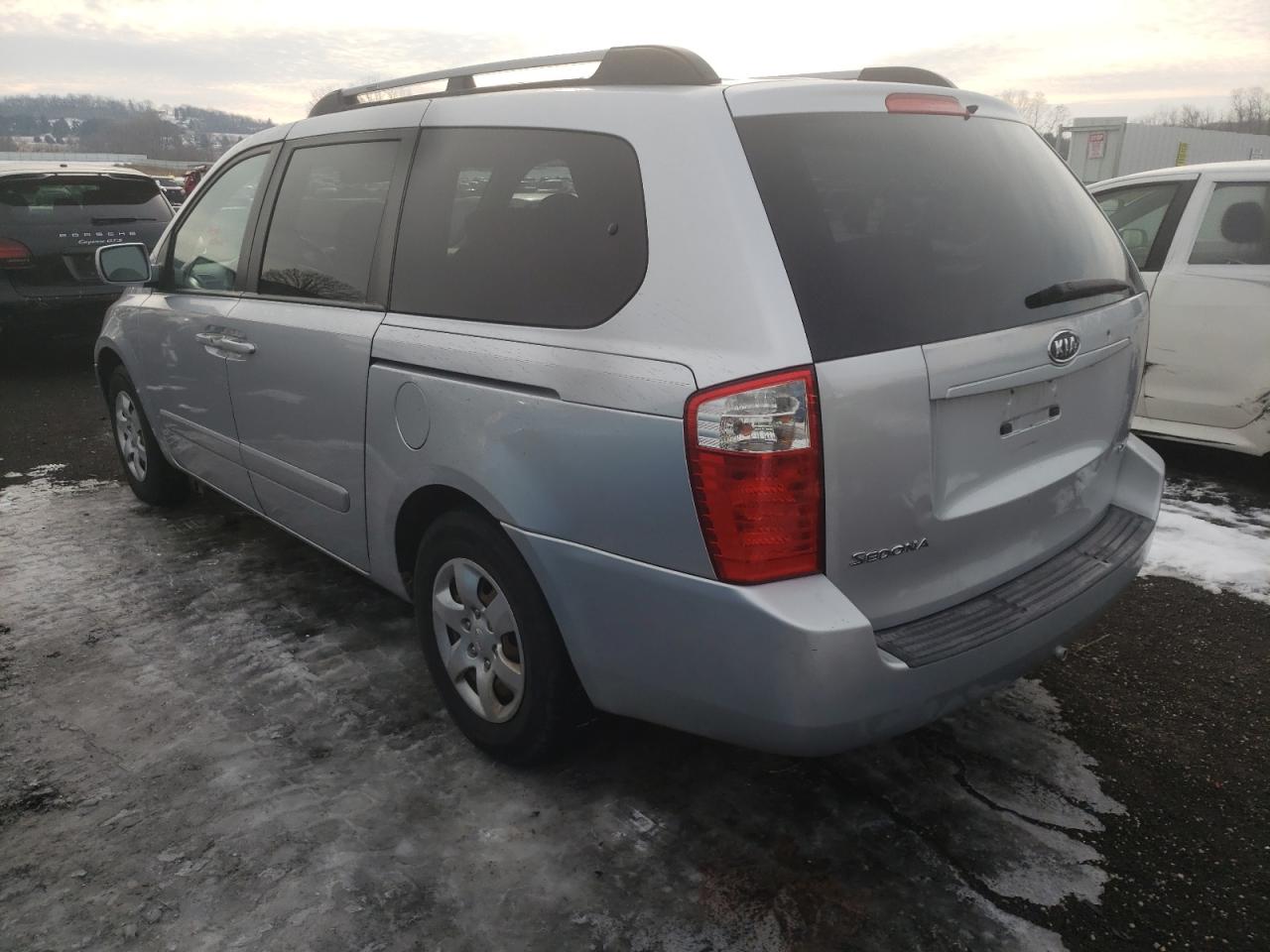 Photo 3 from auction – 2008 KIA SEDONA EX with VIN KNDMB233986197157