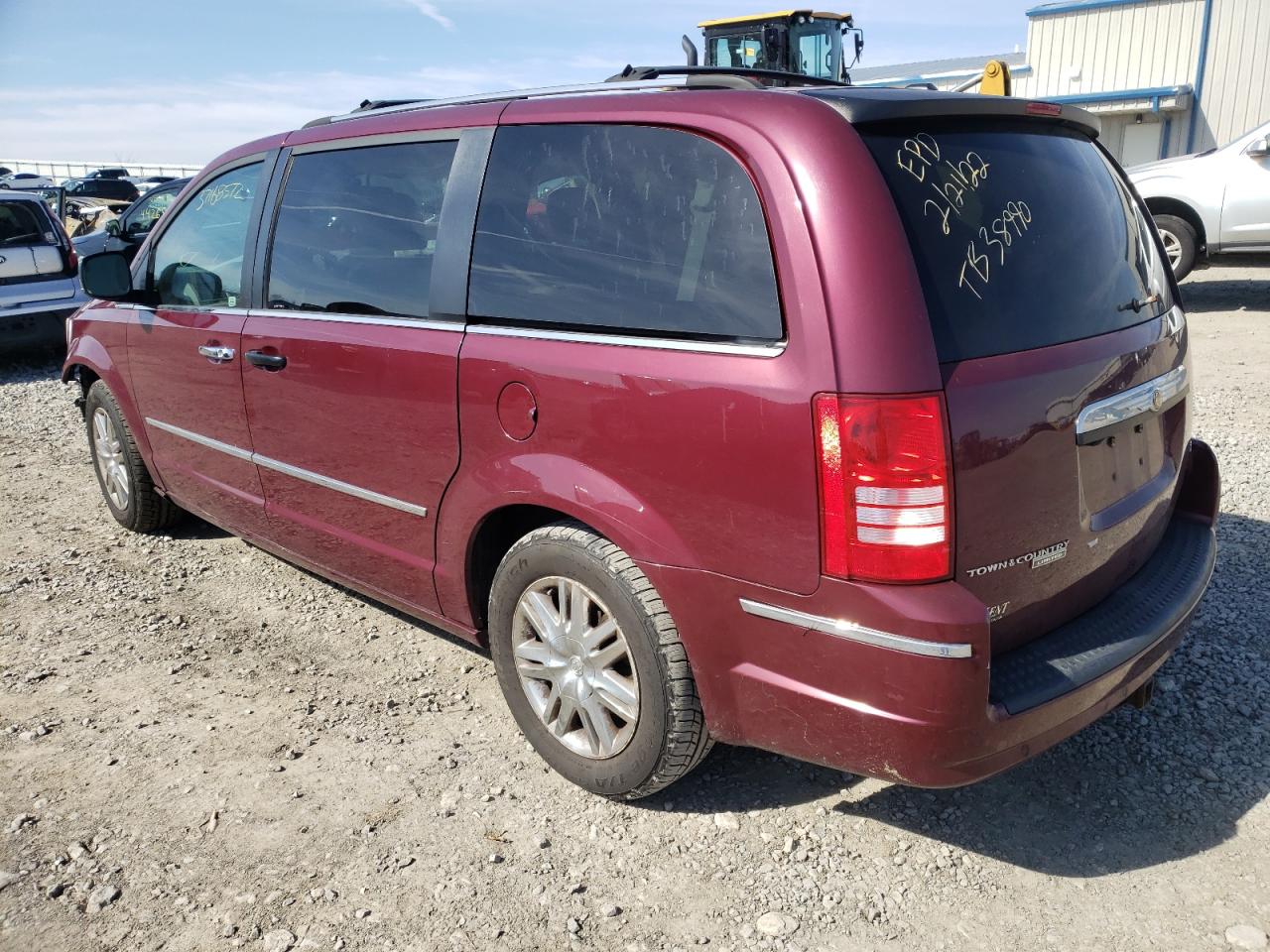Photo 3 from auction – 2008 CHRYSLER TOWN & COU with VIN 2A8HR64X48R718535