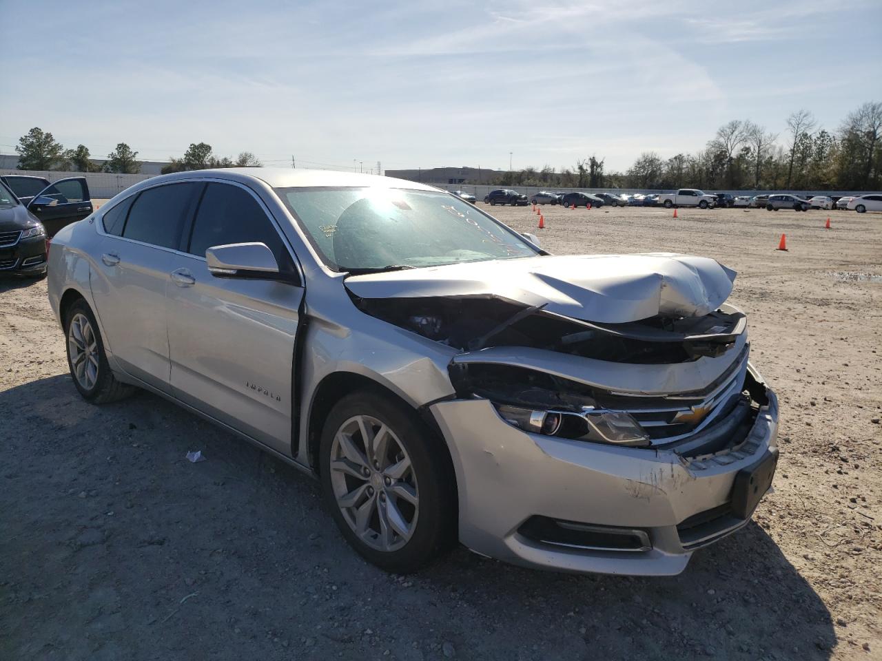 CHEVROLET IMPALA LT 2018 with VIN 1G1105SA4JU101195 - Photo from auction