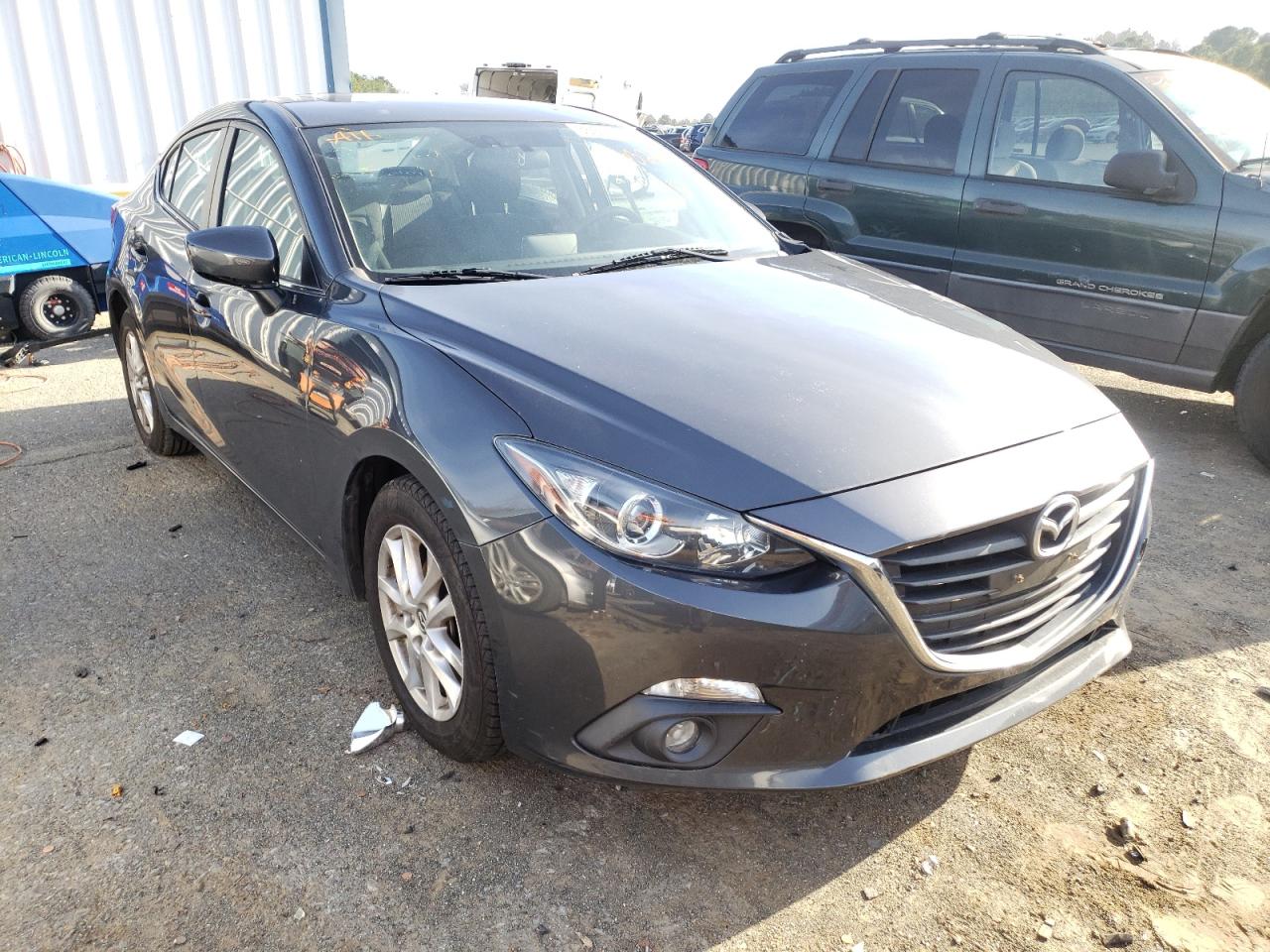 MAZDA 3 TOURING 2016 with VIN 3MZBM1V70GM263280 - Photo from auction