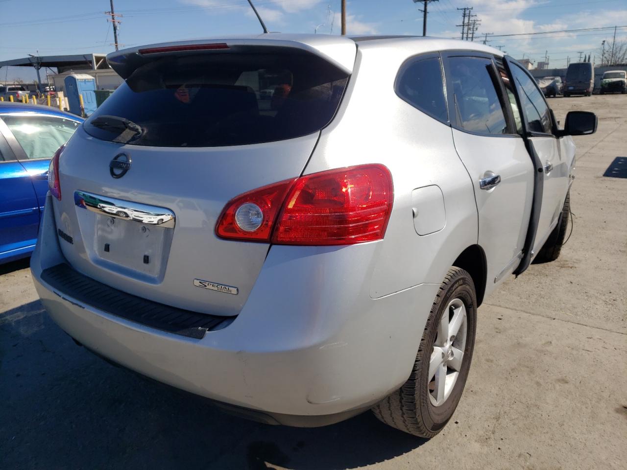 Photo 4 from auction – 2012 NISSAN ROGUE S with VIN JN8AS5MT3CW273424