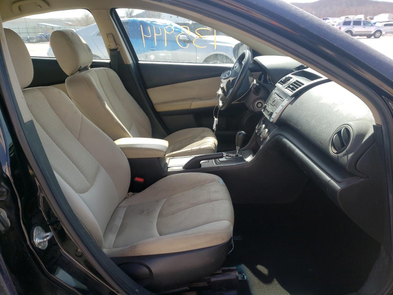 Photo 5 from auction – 2012 MAZDA 6 I with VIN 1YVHZ8BH5C5M42302