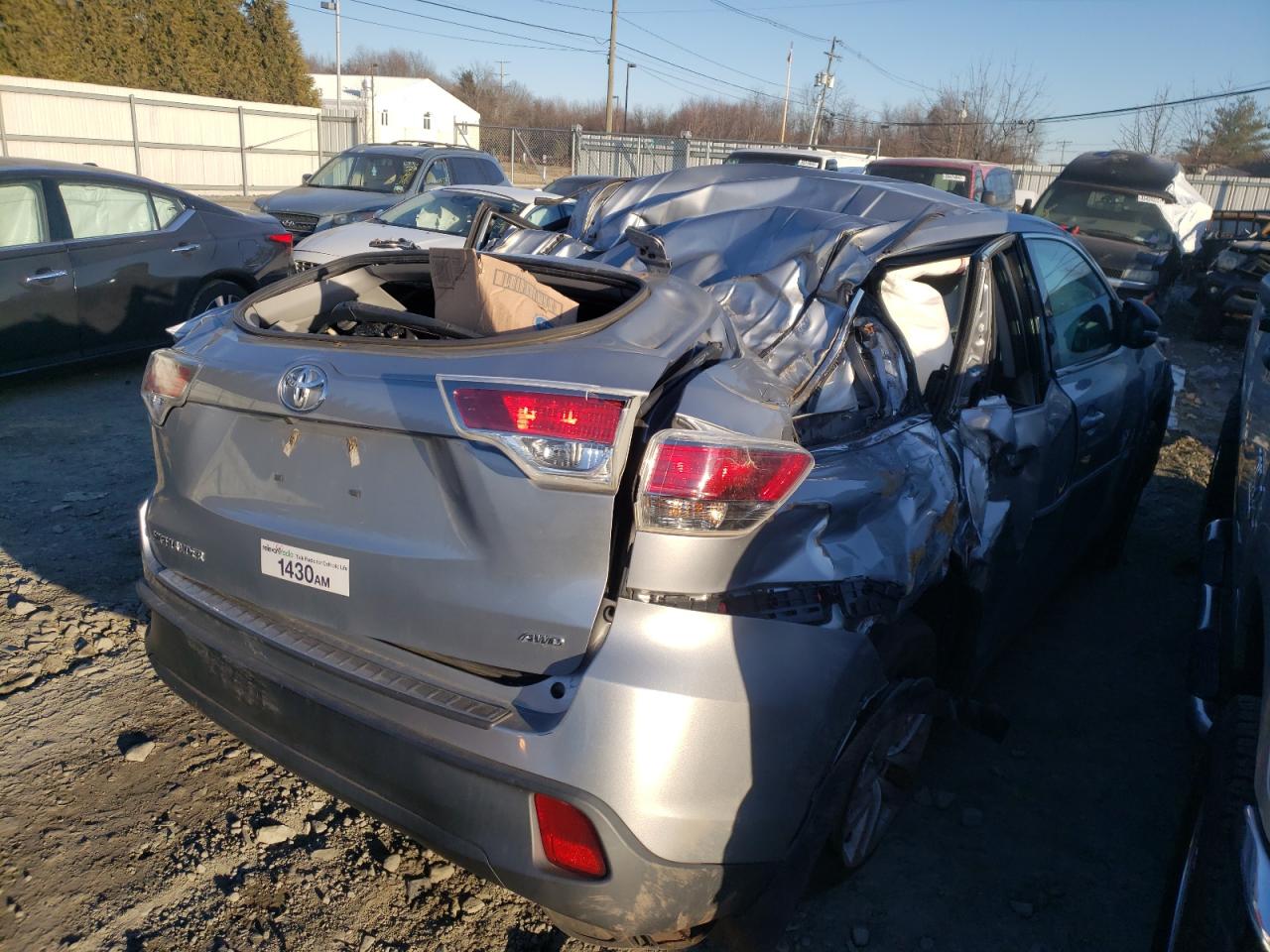 Photo 9 from auction – 2016 TOYOTA HIGHLANDER with VIN 5TDBKRFH6GS300590