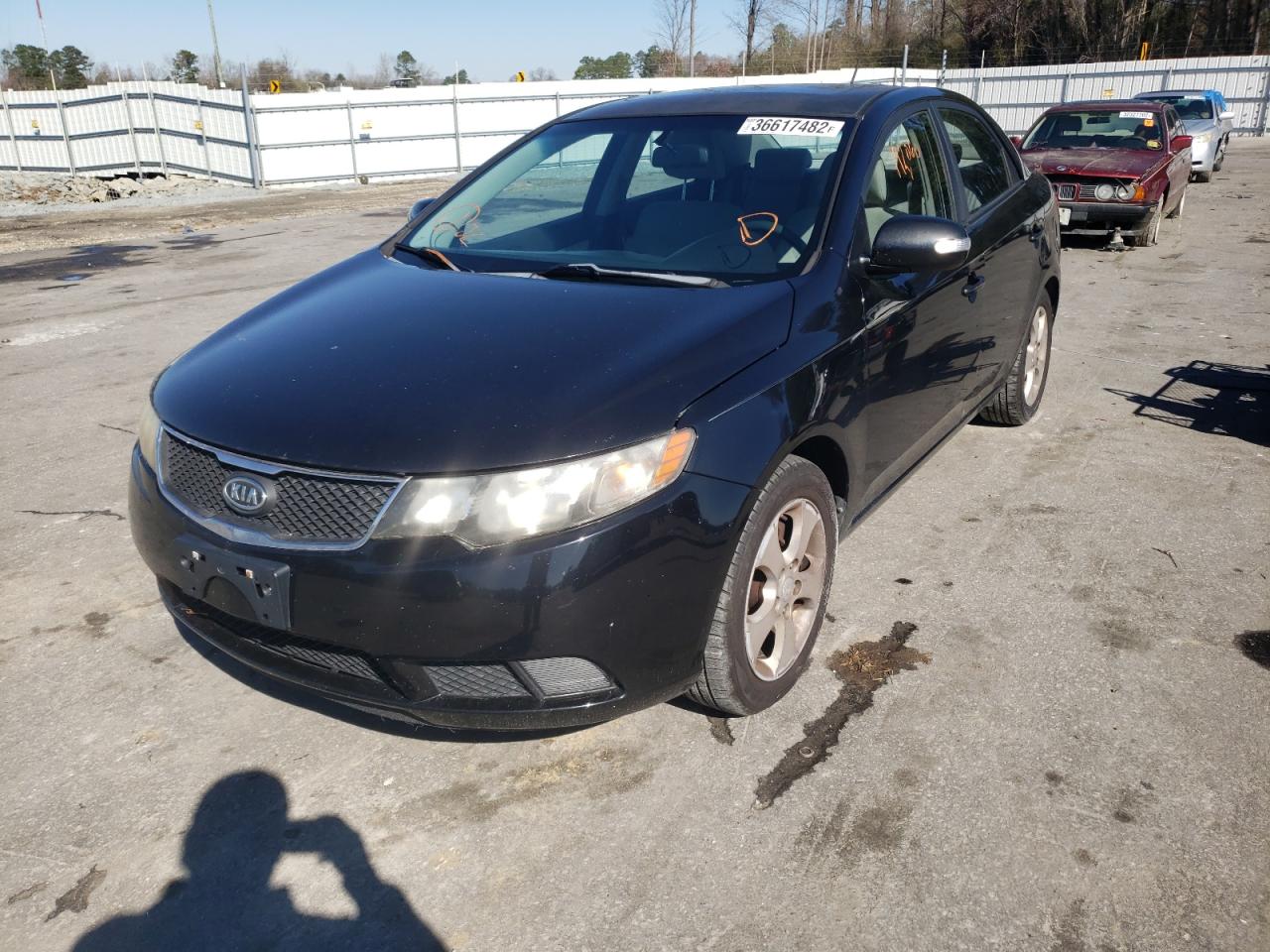 Photo 14 from auction – 2010 KIA FORTE EX with VIN KNAFU4A22A5060417