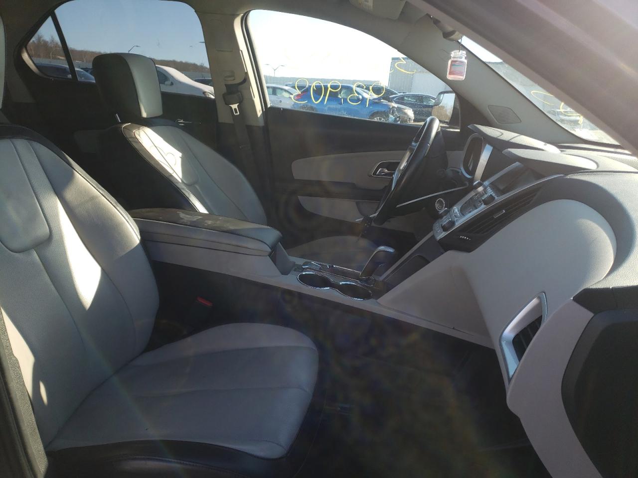 Photo 5 from auction – 2013 CHEVROLET EQUINOX LT with VIN 2GNFLNEK8D6161564