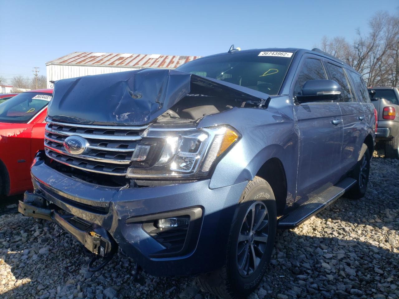 Photo 2 from auction – 2019 FORD EXPEDITION with VIN 1FMJU1JT2KEA67417