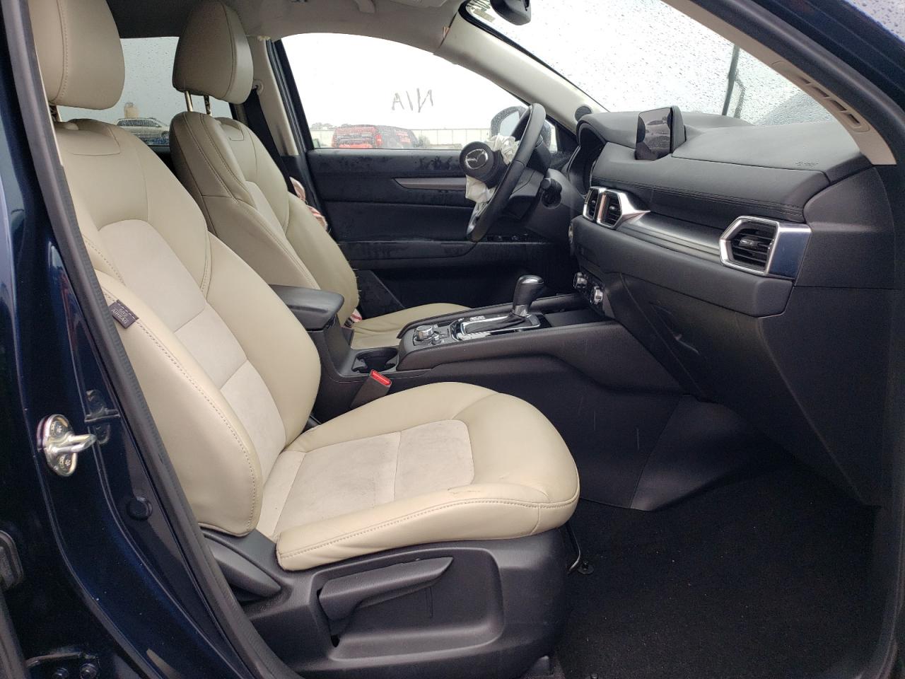 Photo 5 from auction – 2017 MAZDA CX-5 TOURI with VIN JM3KFACL8H0166708