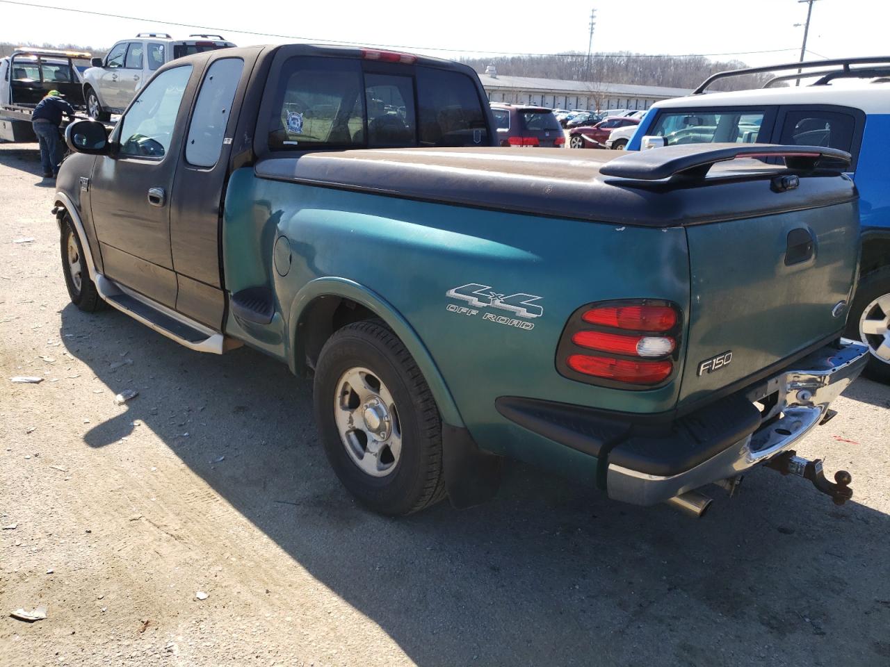Photo 3 from auction – 2000 FORD F150 with VIN 2FTRX07W1YCA10781