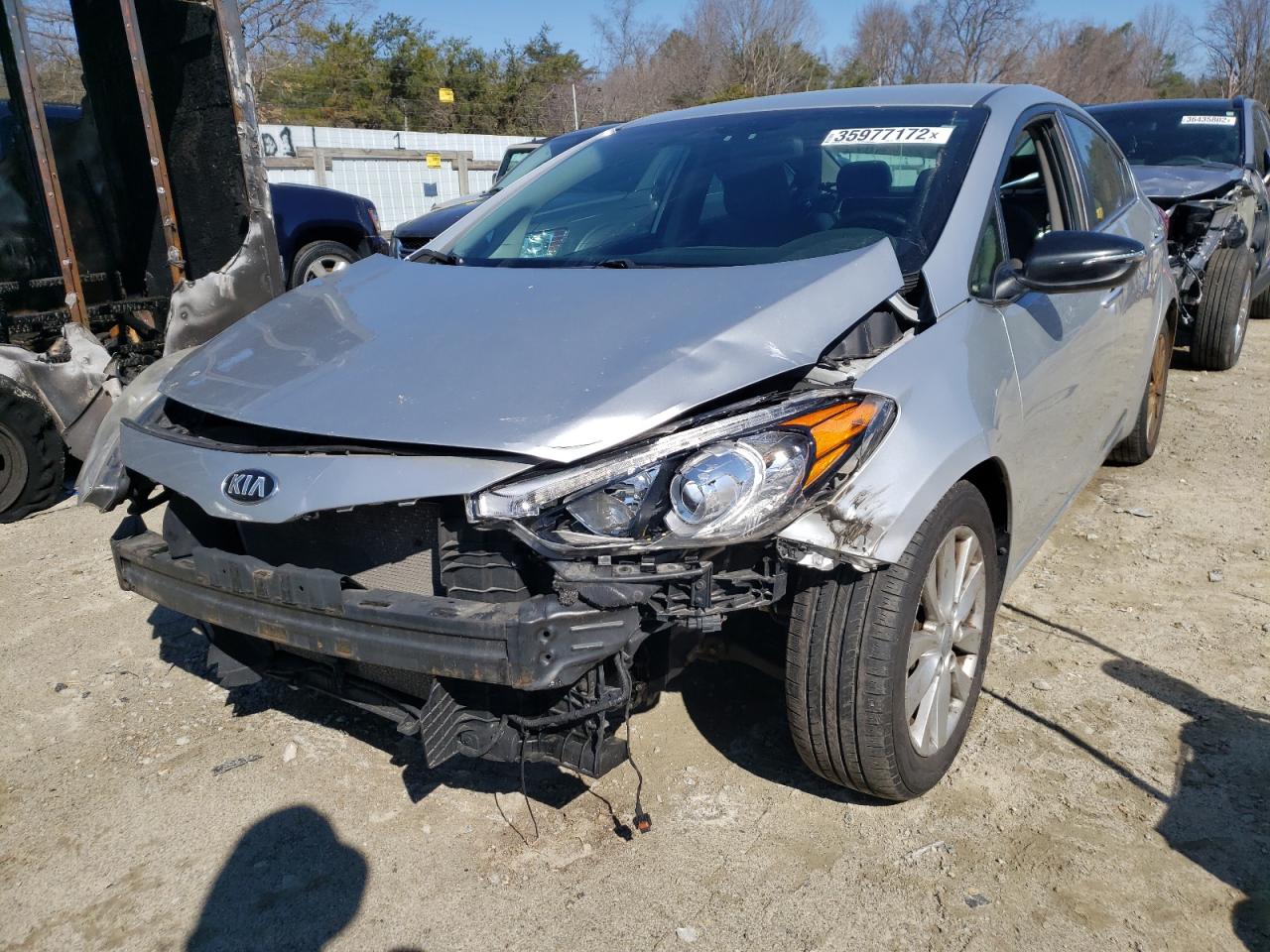 Zdjęcie 2 z aukcji – 2015 KIA FORTE EX z VIN KNAFX4A82F5262323