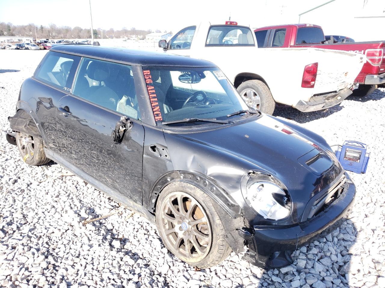 MINI COOPER S 2011 with VIN WMWSV3C57BTY20626 - Photo from auction