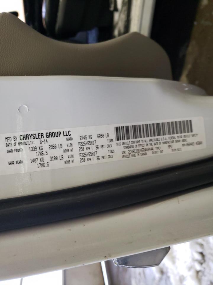 Photo 10 from auction – 2014 CHRYSLER TOWN & COU with VIN 2C4RC1BG4ER440444