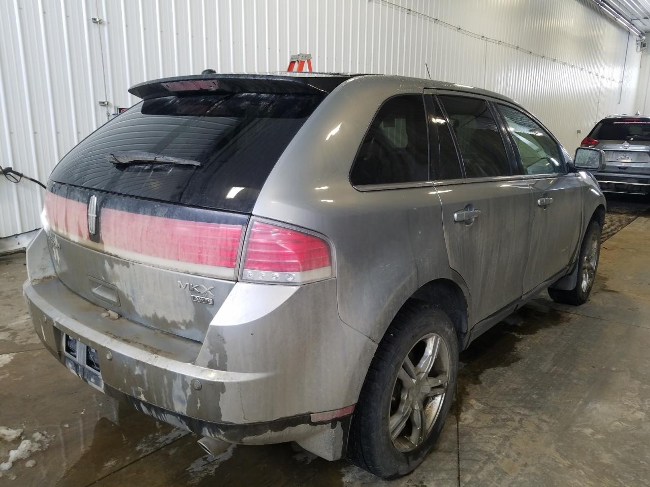 Foto 4 de la subasta – 2007 LINCOLN MKX con VIN 2LMDU88CX7BJ28256