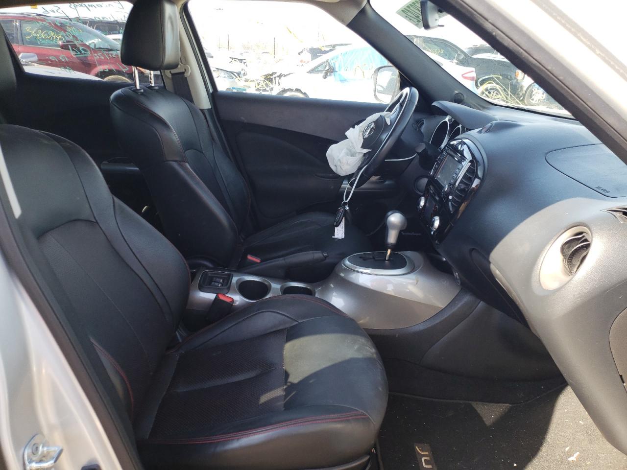 Photo 5 from auction – 2015 NISSAN JUKE S with VIN JN8AF5MV4FT558239