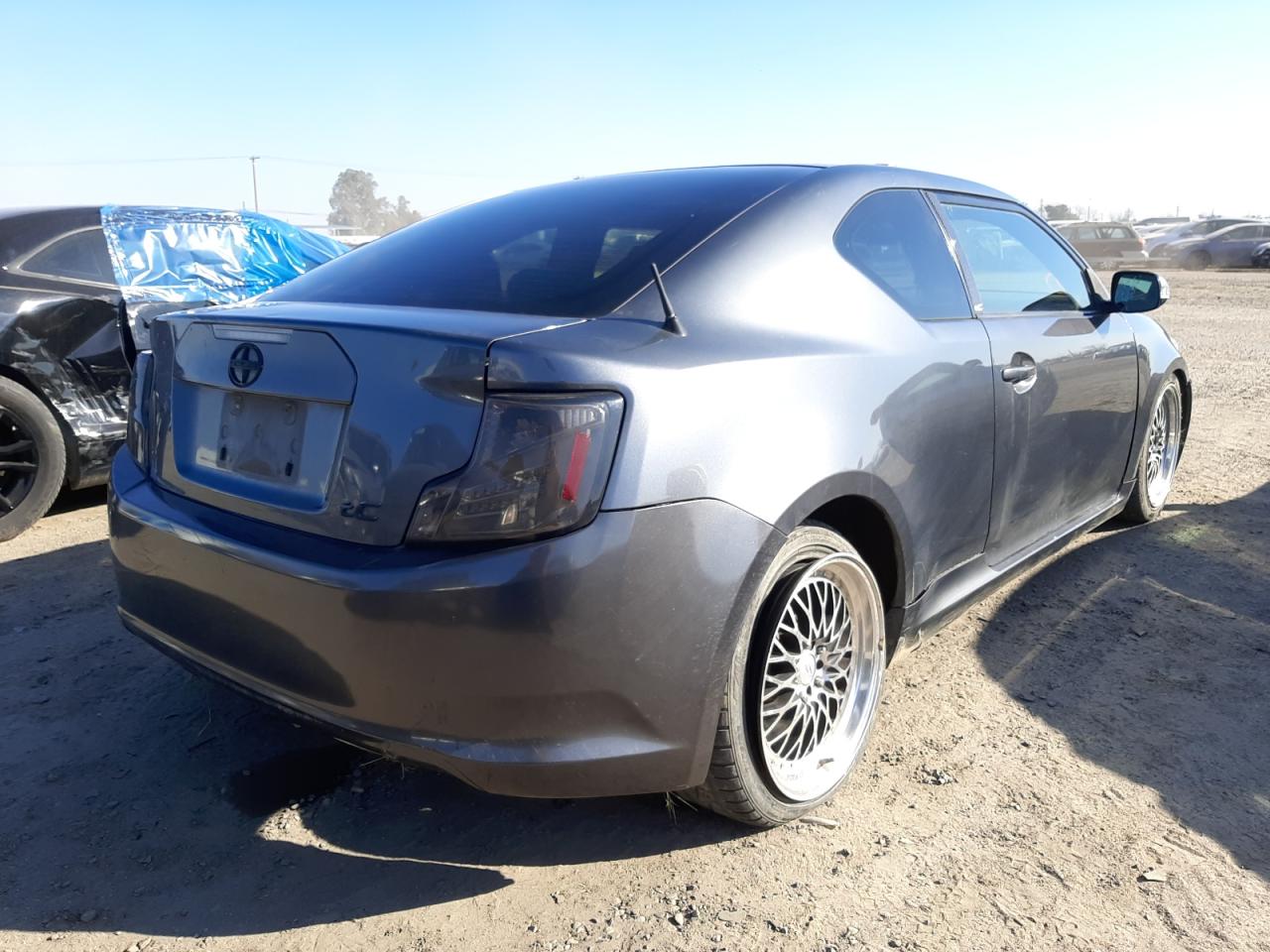 Photo 4 from auction – 2013 TOYOTA SCION TC with VIN JTKJF5C79D3045976