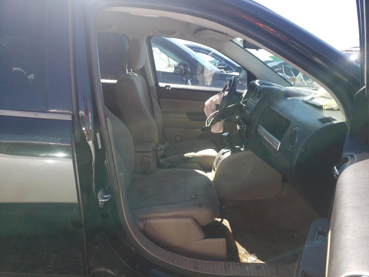 Photo 5 from auction – 2014 JEEP COMPASS SP with VIN 1C4NJCBA8ED619276
