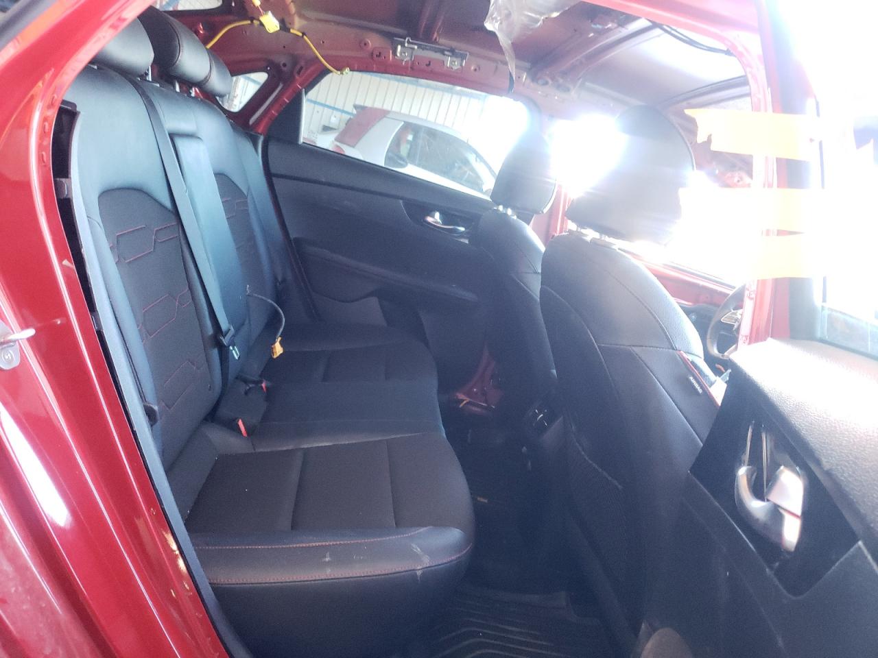 Photo 6 from auction – 2020 KIA FORTE GT with VIN 3KPF44AC2LE227958