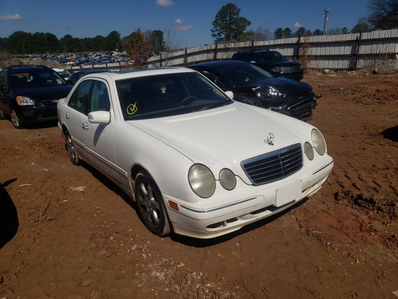 MERCEDES-BENZ E 320 2002 con VIN WDBJF65J22B445627 - Foto de la subasta