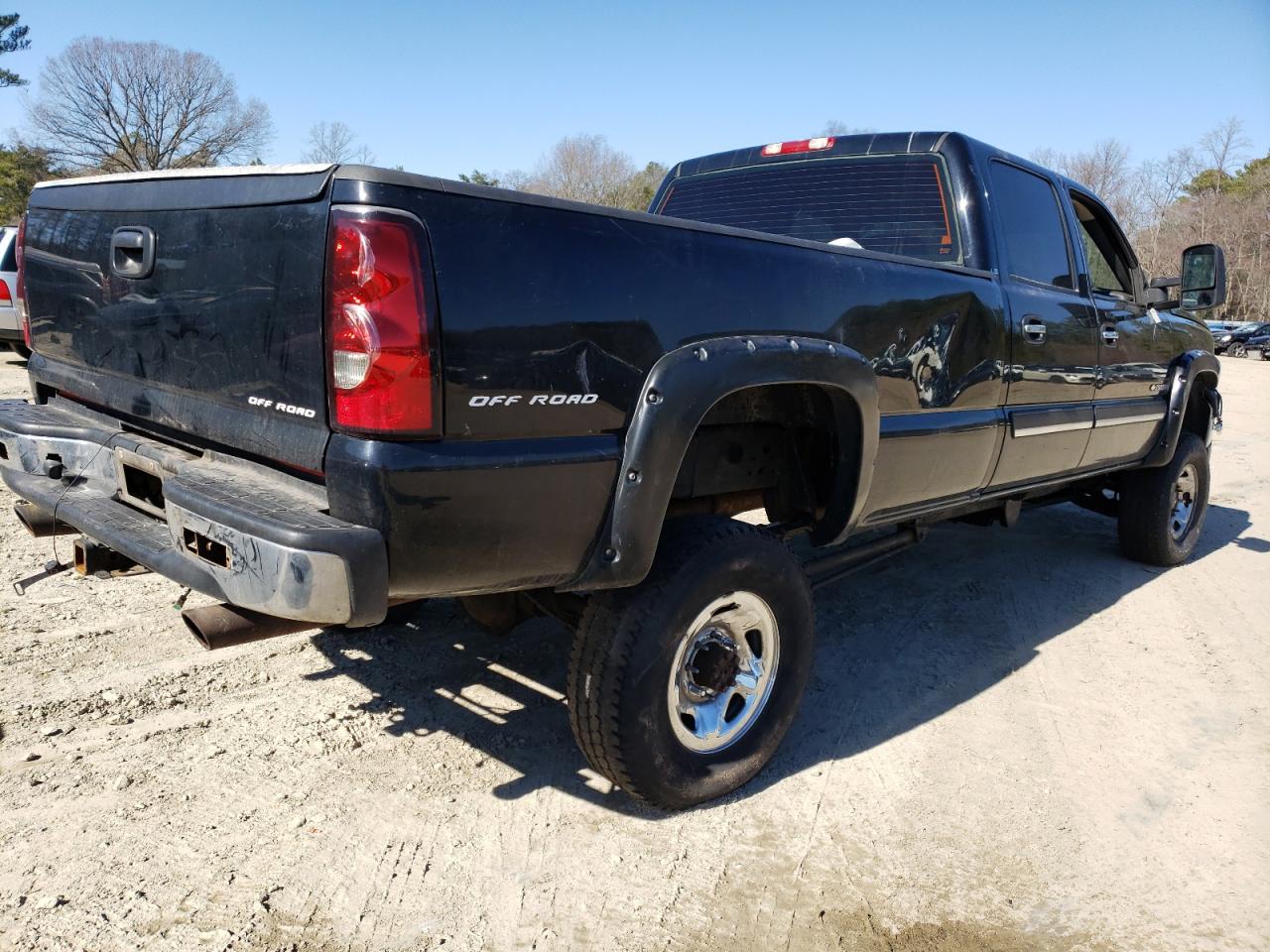 Photo 4 from auction – 2005 CHEVROLET SILVERADO with VIN 1GCHK23U35F910740