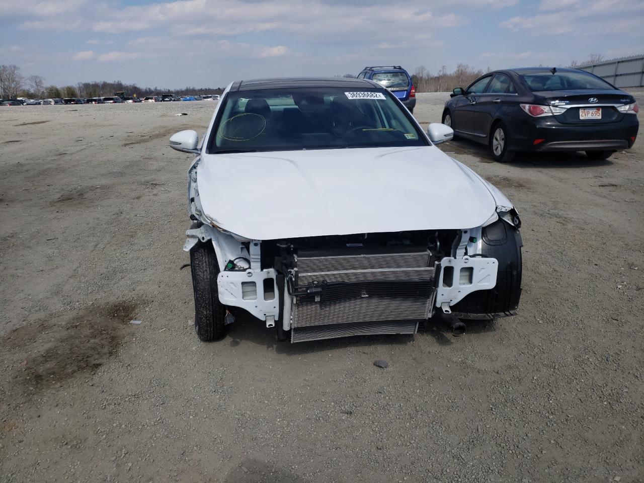 Photo 9 from auction – 2019 GENESIS G70 ELITE with VIN KMTG74LE0KU039953