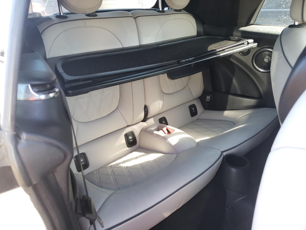 Photo 6 from auction – 2020 MINI COOPER S with VIN WMWWJ5C01L3L31234