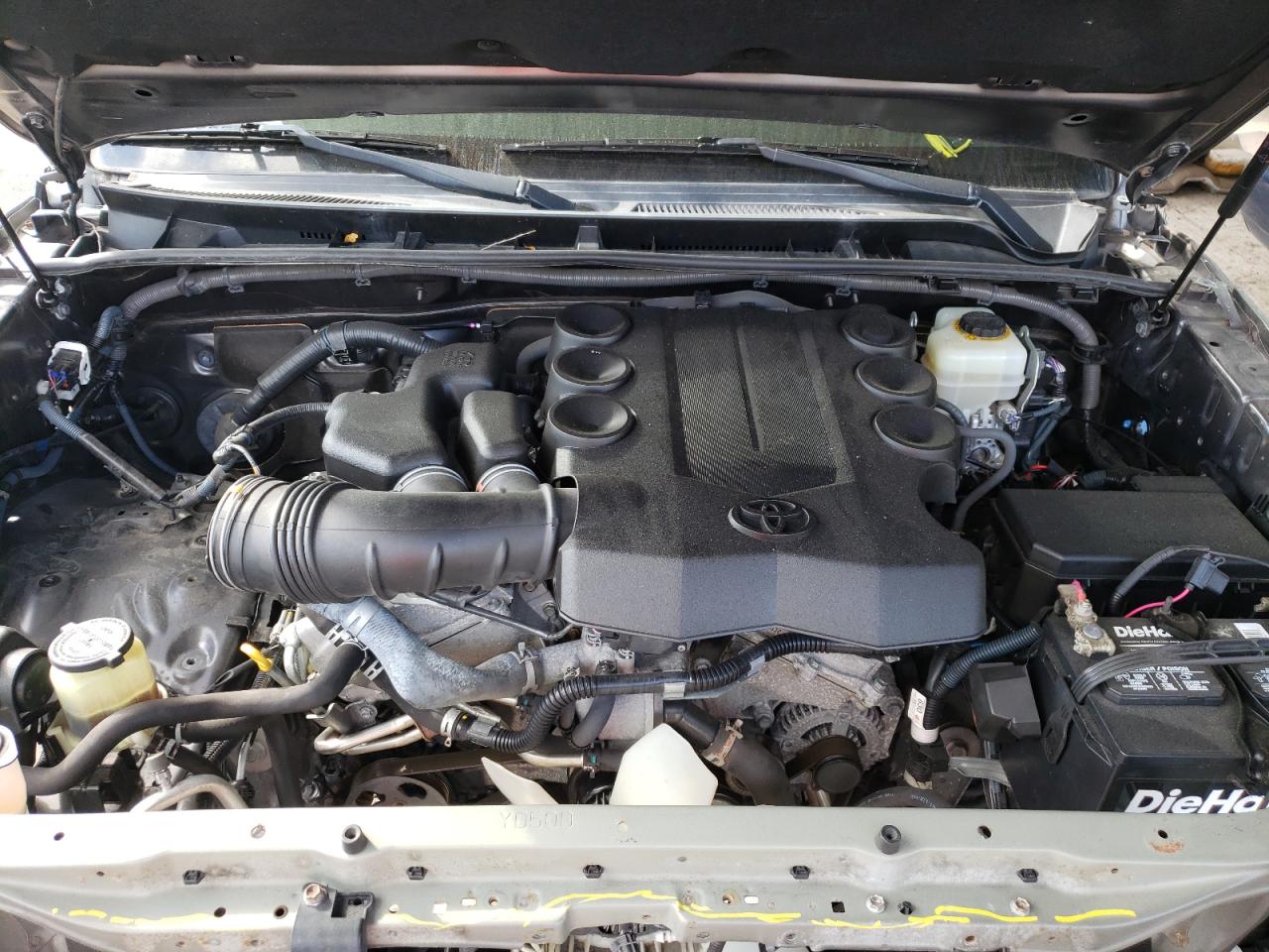 Photo 7 from auction – 2016 TOYOTA 4RUNNER SR with VIN JTEBU5JR4G5313570