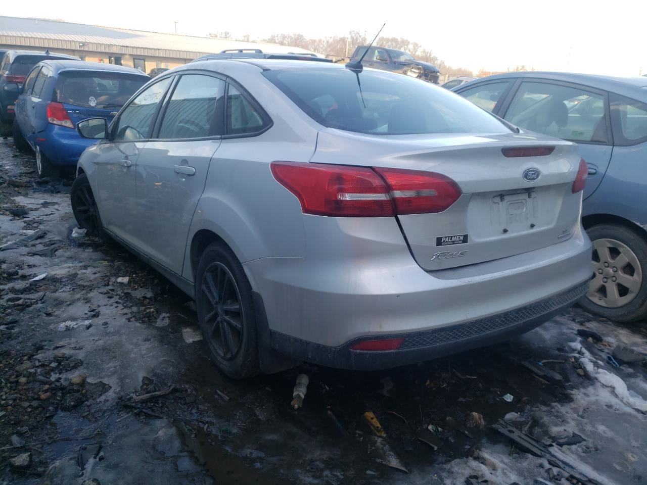 Photo 3 from auction – 2016 FORD FOCUS SE with VIN 1FADP3F24GL329628