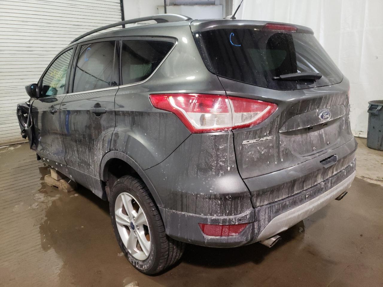 Photo 3 from auction – 2016 FORD ESCAPE SE with VIN 1FMCU9GX9GUA50077