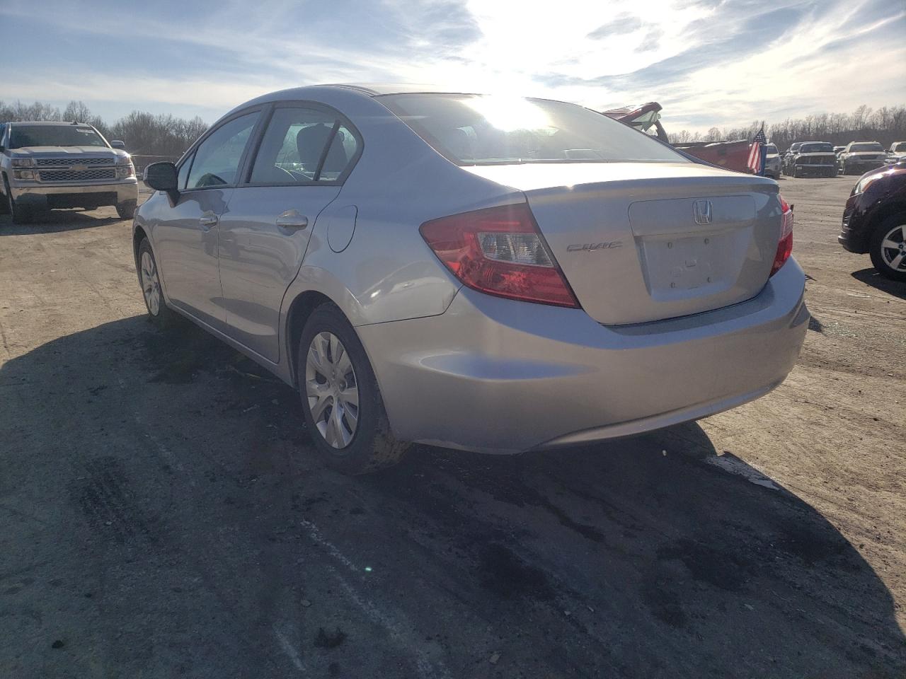 Photo 3 from auction – 2012 HONDA CIVIC LX with VIN 2HGFB2F51CH304992