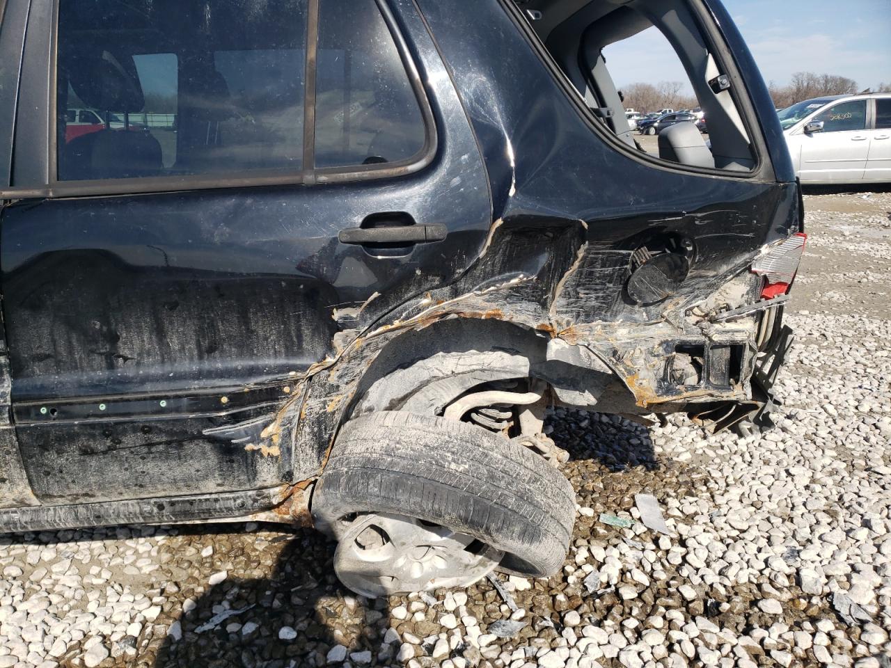 Photo 9 from auction – 2003 MERCEDES-BENZ ML 320 with VIN 4JGAB54E03A385233